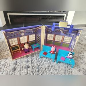 Peppa Pig Schoolhouse